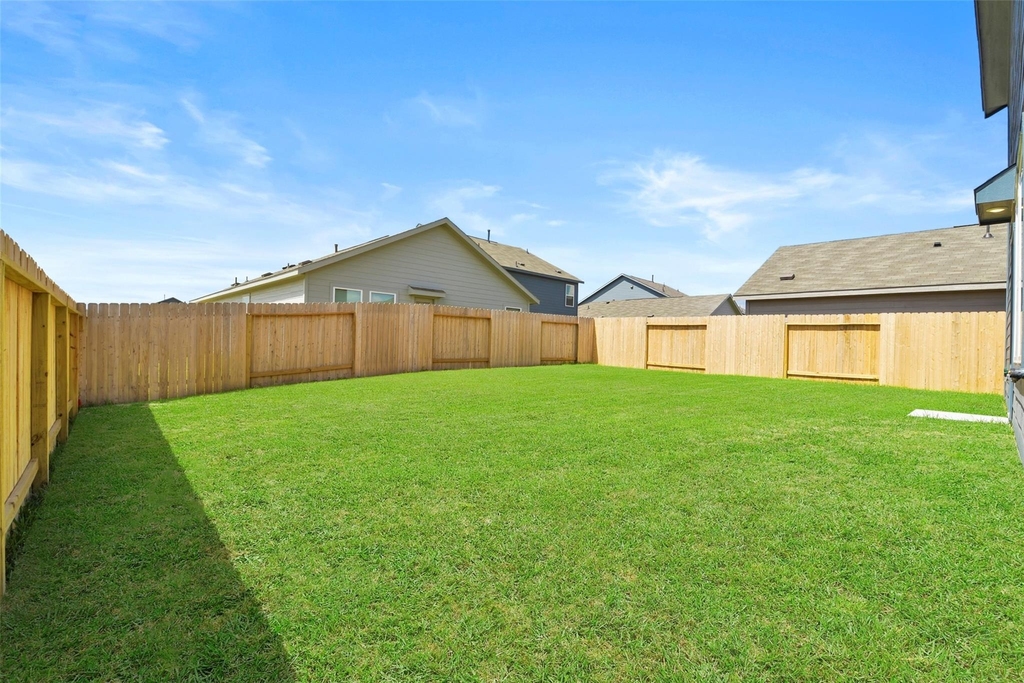 12403 Mountain Daisy Road - Photo 38