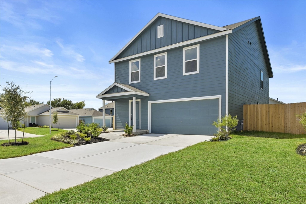 12403 Mountain Daisy Road - Photo 3