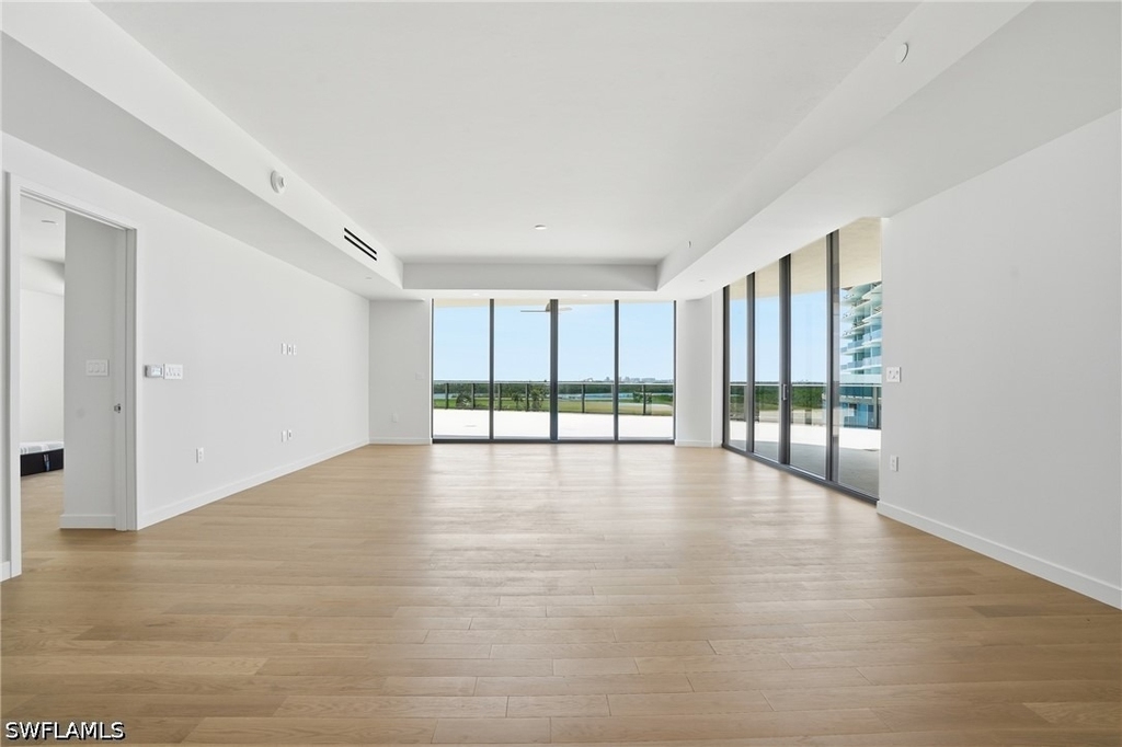 5100 Seagrass Boulevard - Photo 8