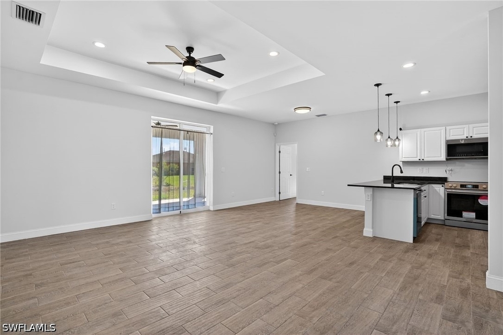 4630 Gene Avenue N - Photo 7