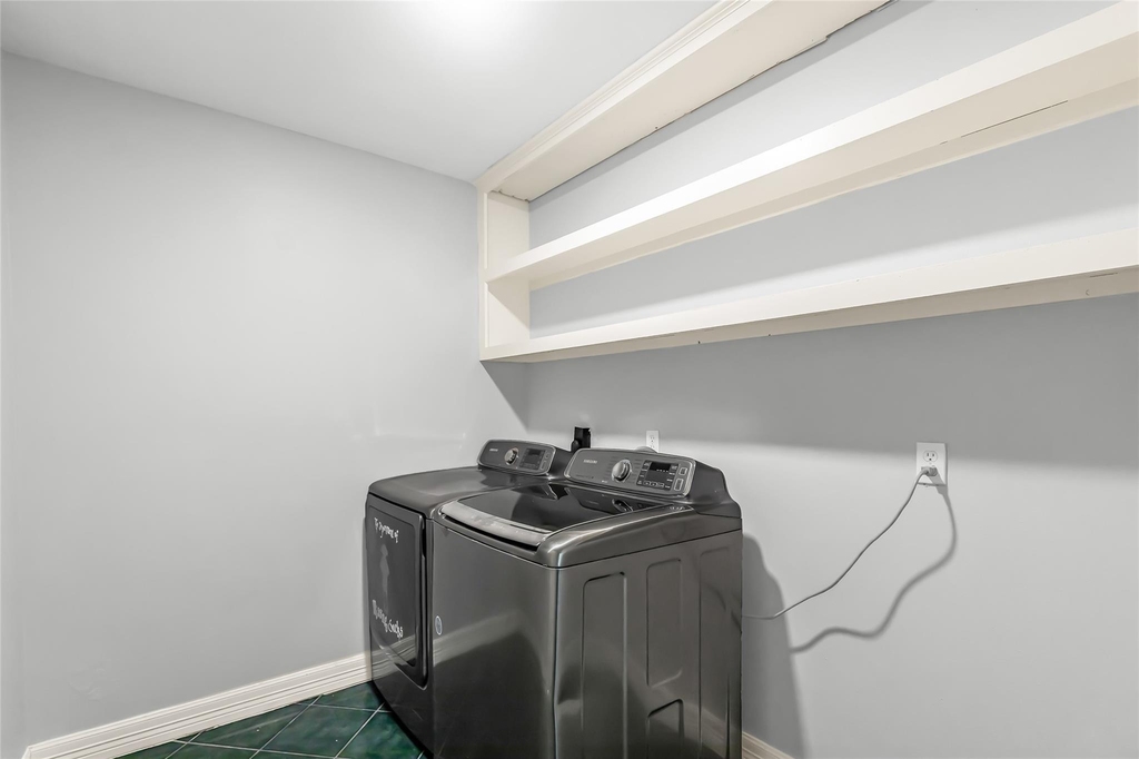 211 W North Hill Drive - Photo 13
