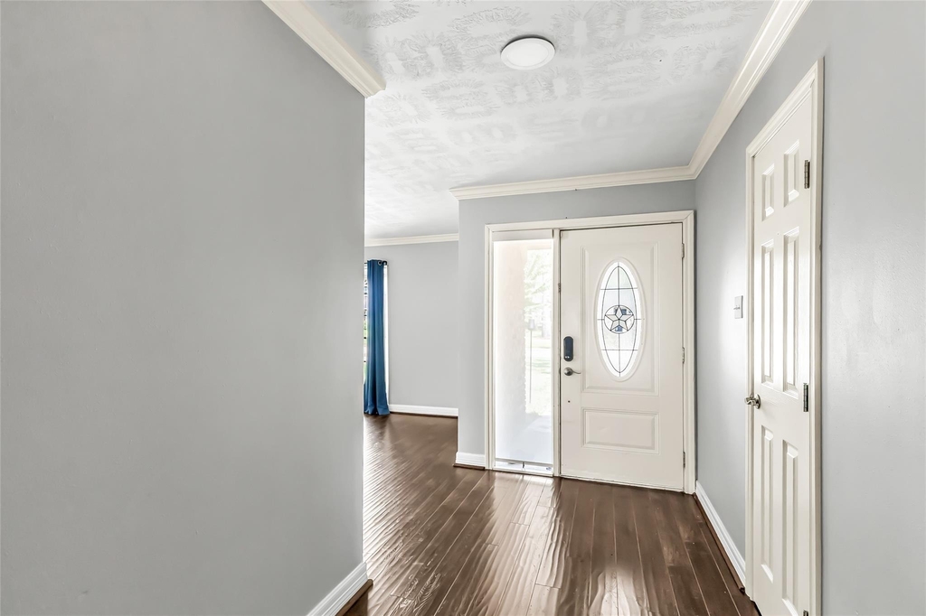 211 W North Hill Drive - Photo 4