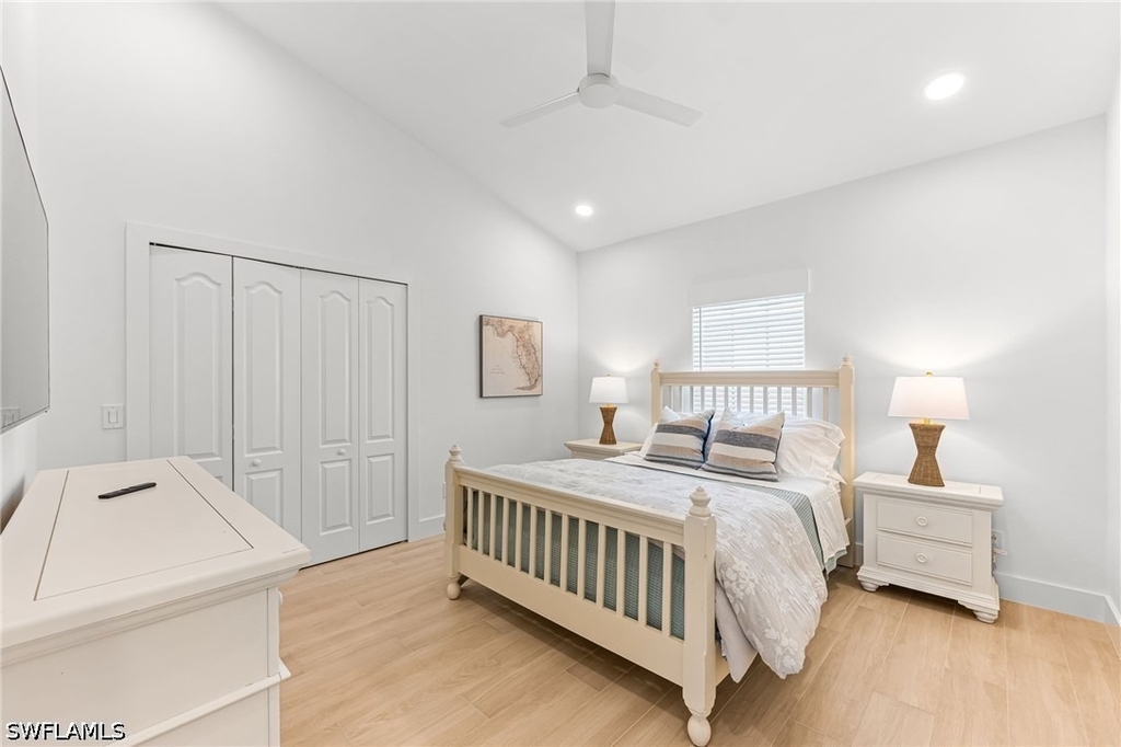 575 101st Avenue N - Photo 15