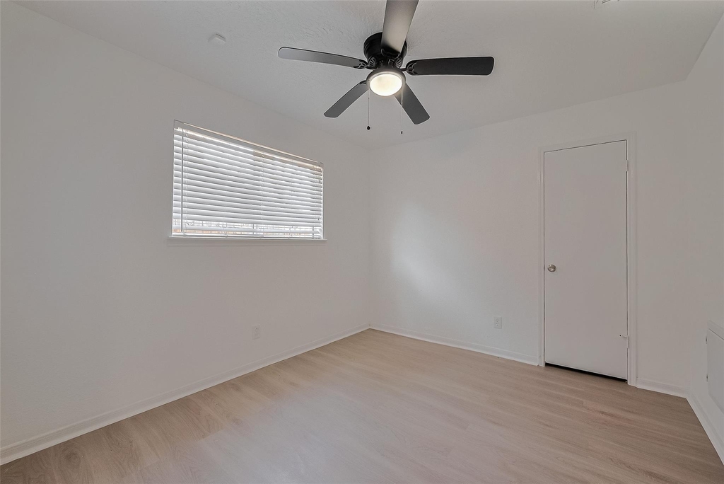 6219 Canada Drive - Photo 20