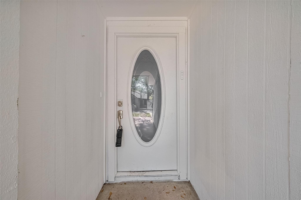 6219 Canada Drive - Photo 4