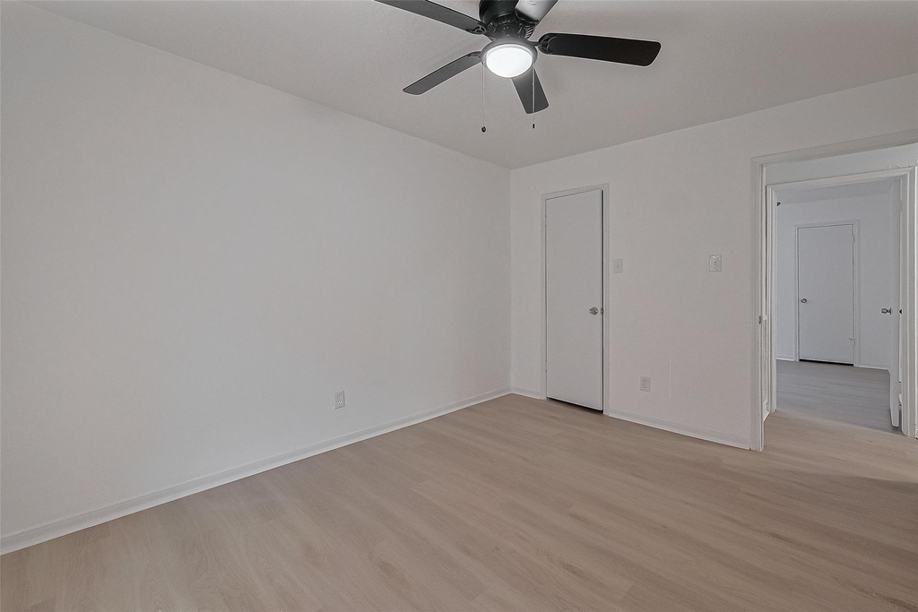6219 Canada Drive - Photo 18