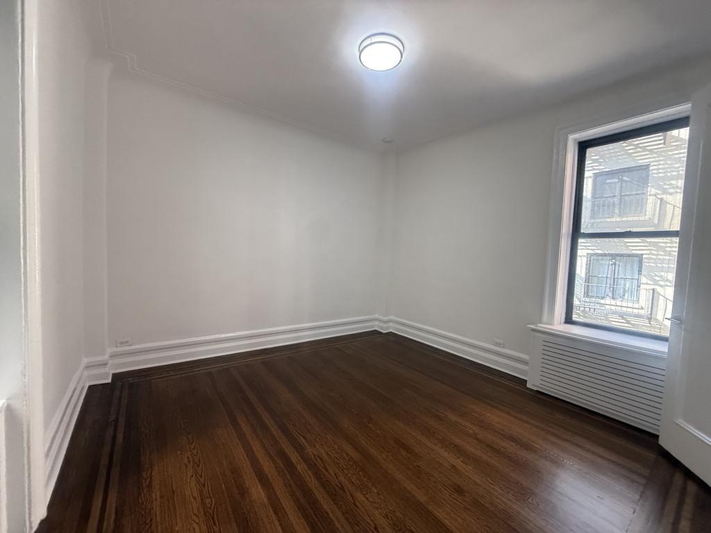 166 West 73rd Street - Photo 6