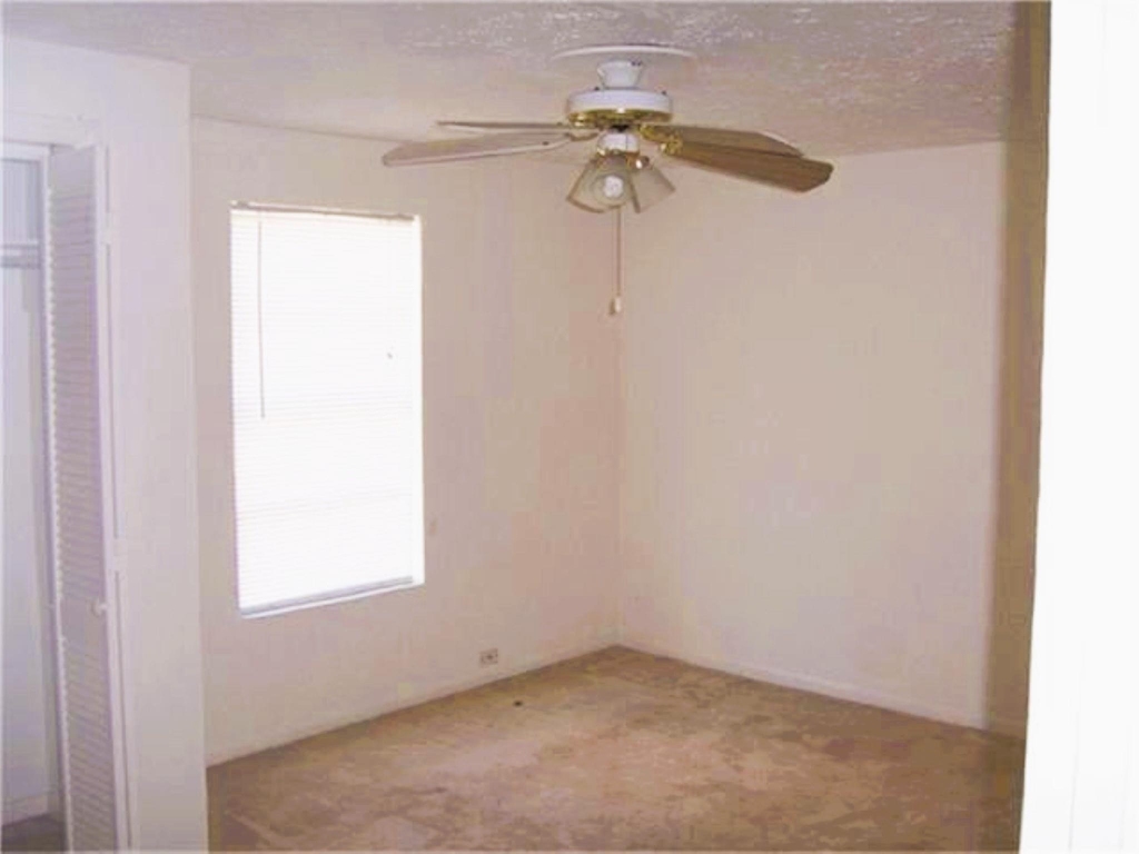 1833 Oriole Drive - Photo 5