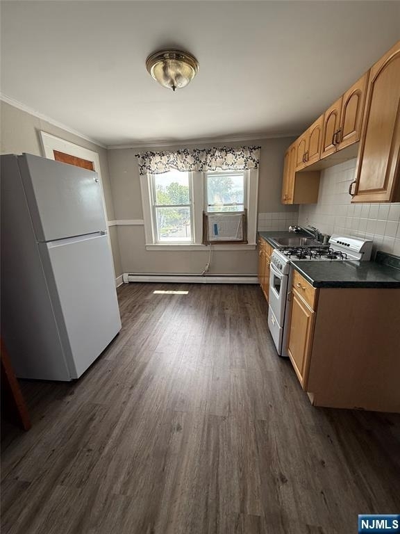 170 Laurel - Photo 6