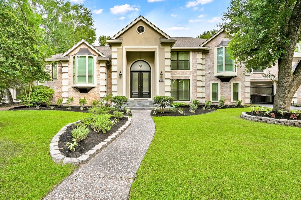 35 Fernglen Drive - Photo 1