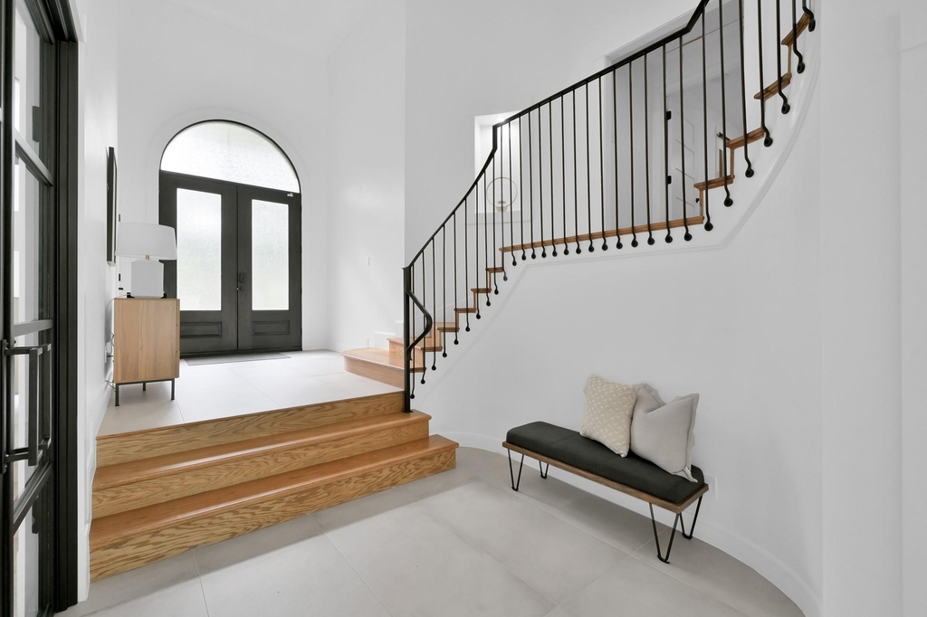 35 Fernglen Drive - Photo 3