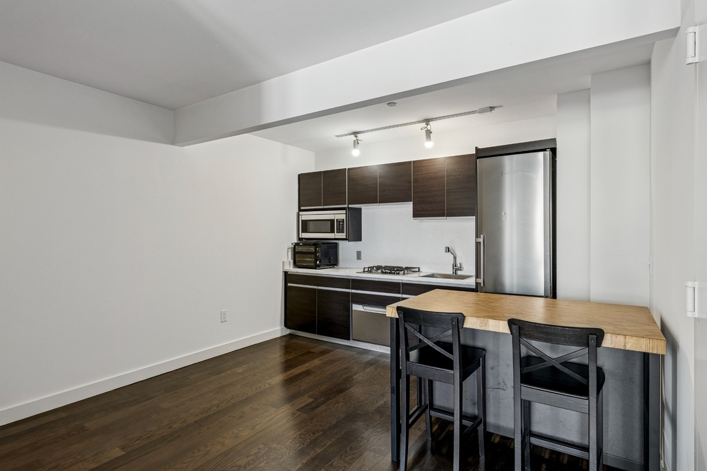 116 John Street - Photo 2