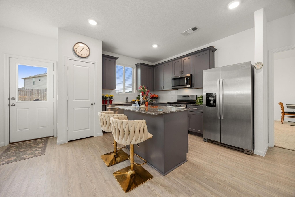 16907 Elm Grove Road - Photo 11