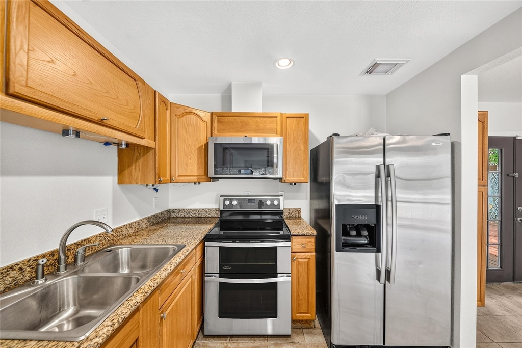 4045 Woodfox Street - Photo 3