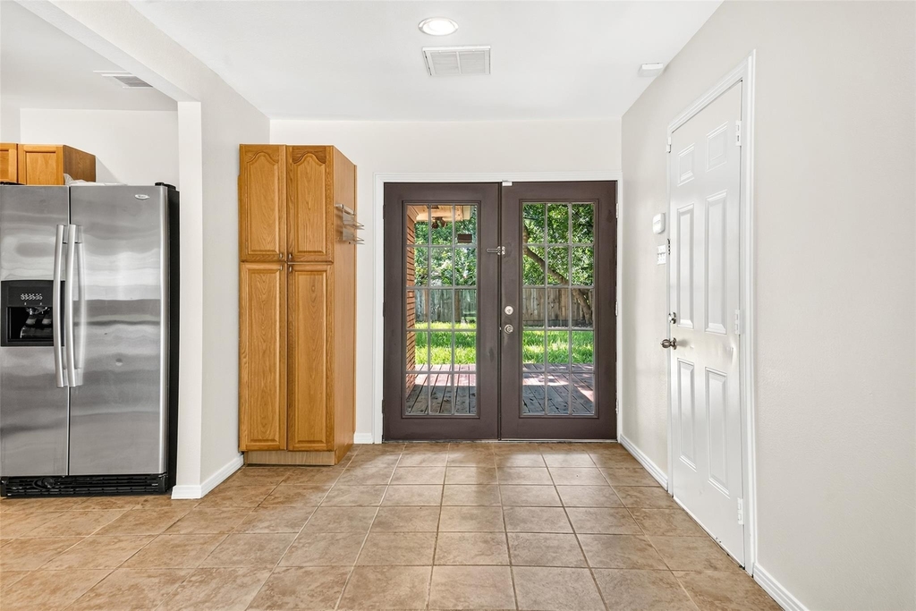 4045 Woodfox Street - Photo 4