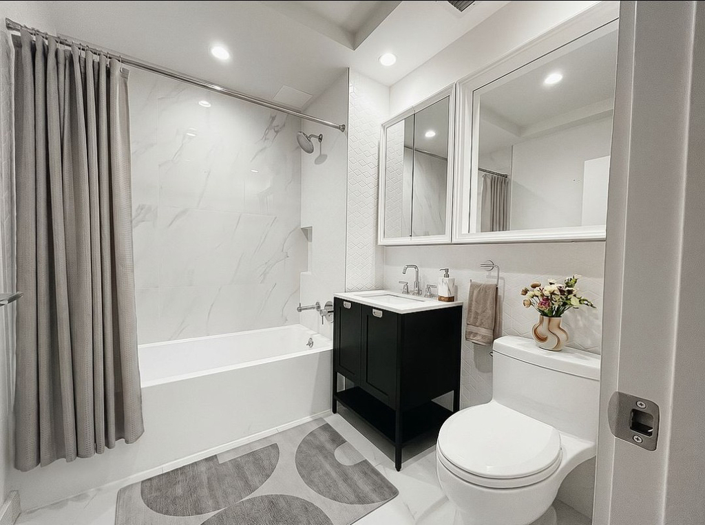 Copy of 409 Eastern Parkway, Unit 1008 - Photo 5