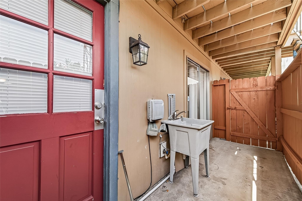 3303 W Greenridge Drive - Photo 37