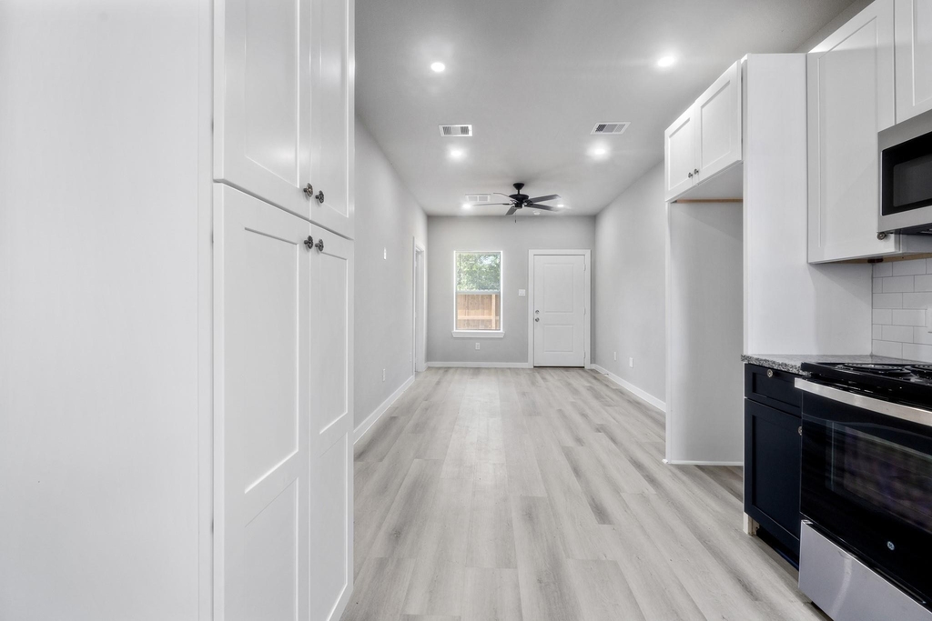 8153 Tate Street - Photo 4