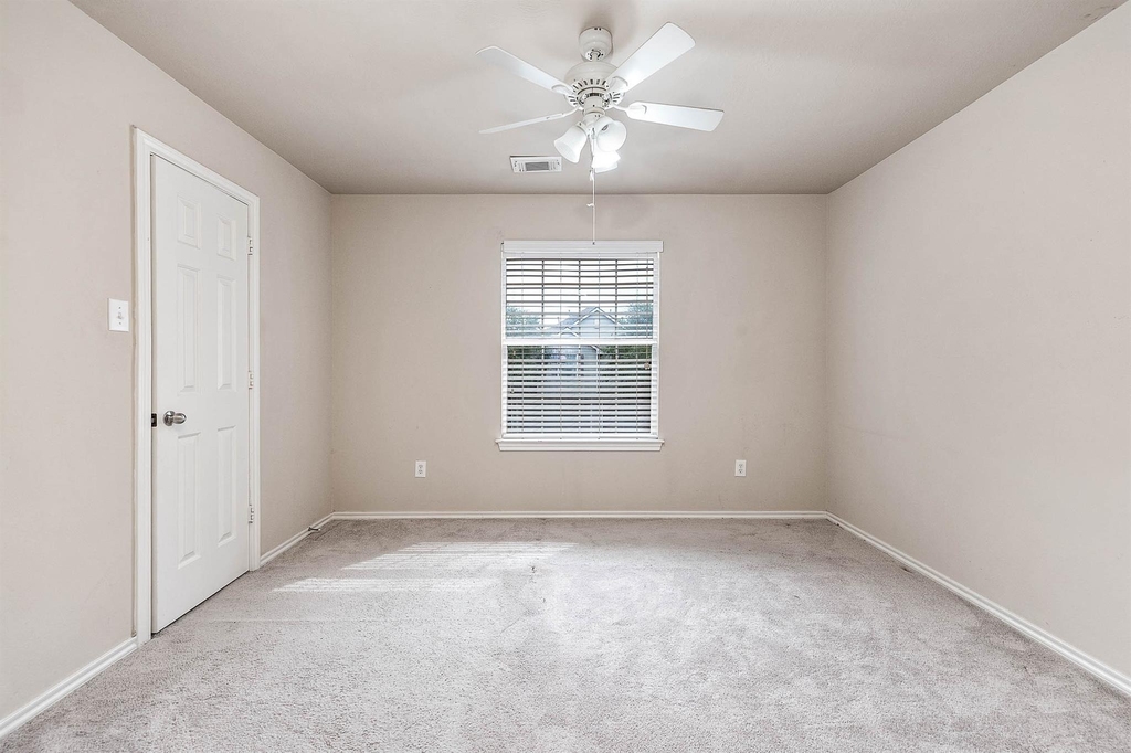 12415 Oriole Lake Way - Photo 18