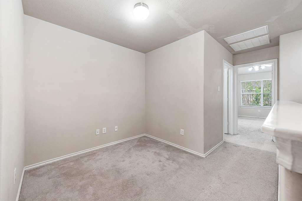 12415 Oriole Lake Way - Photo 15