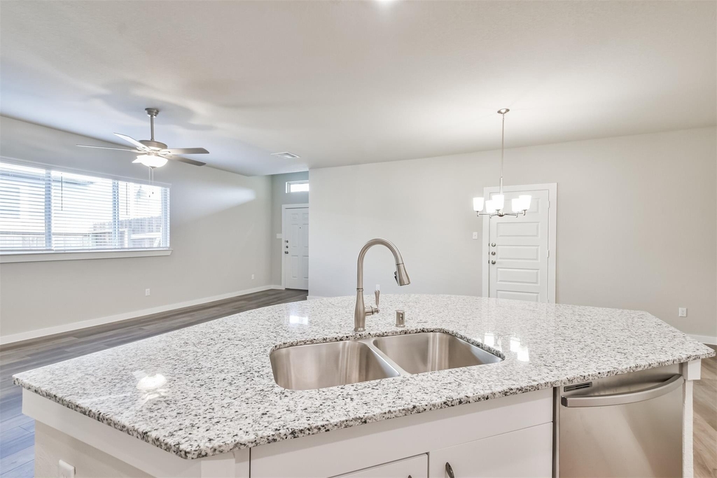 9800 Grosbeak Lane - Photo 9