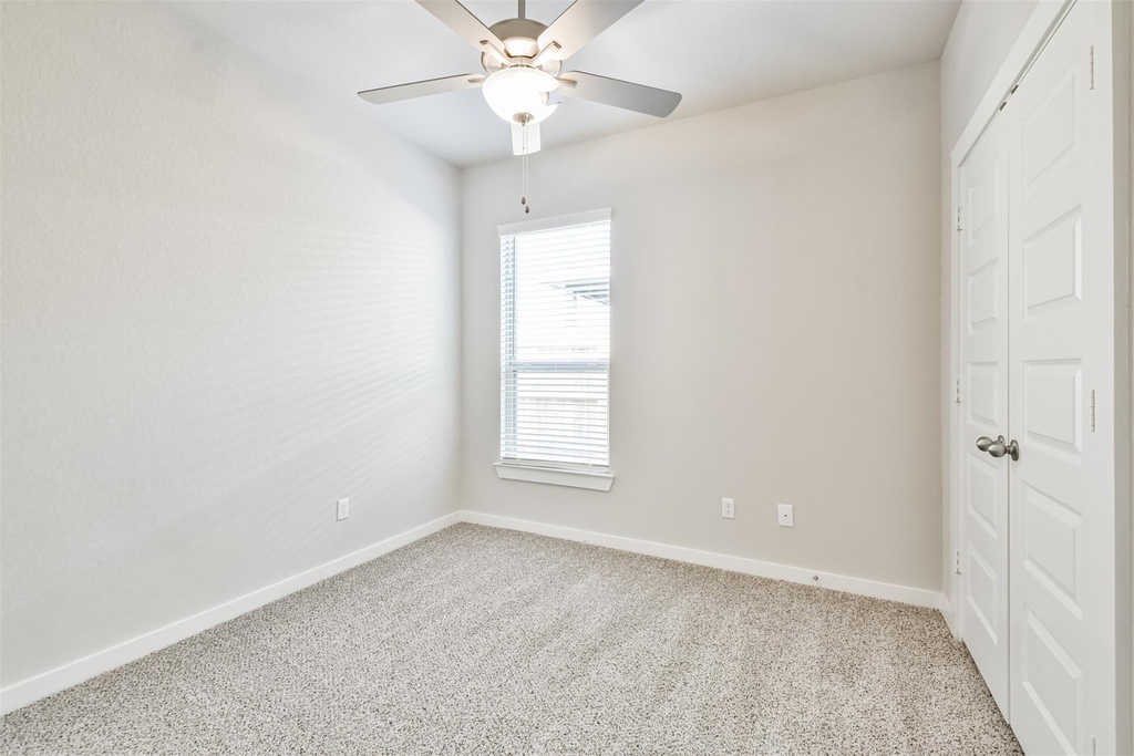 9800 Grosbeak Lane - Photo 17