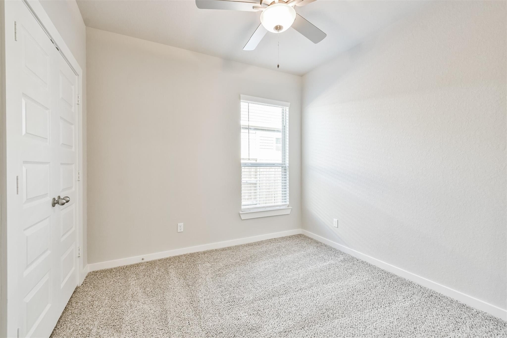9800 Grosbeak Lane - Photo 21