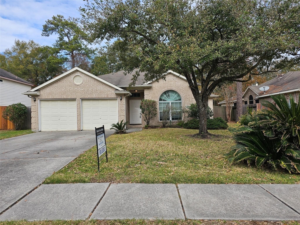 27182 Kings Manor Drive S - Photo 0