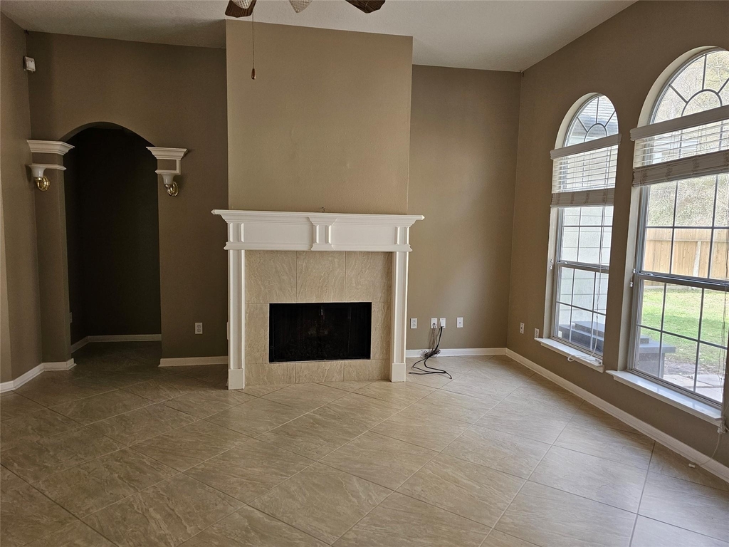27182 Kings Manor Drive S - Photo 8