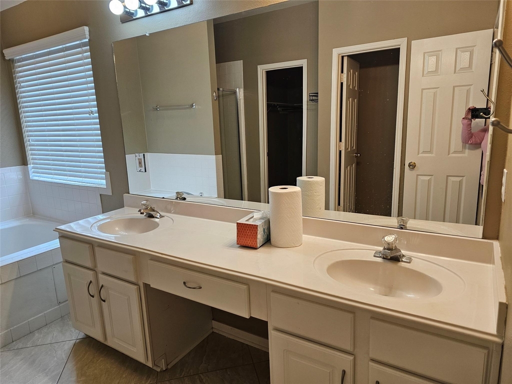 27182 Kings Manor Drive S - Photo 19