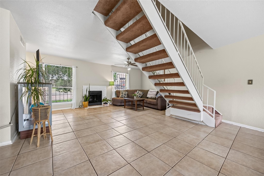 3303 W Greenridge Drive - Photo 16