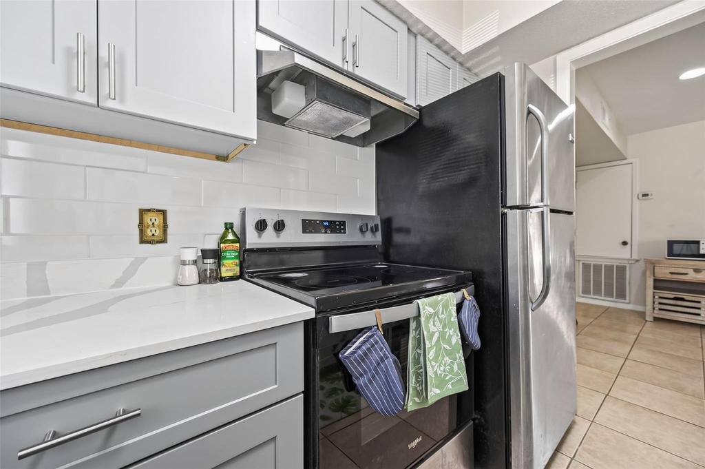 3303 W Greenridge Drive - Photo 23