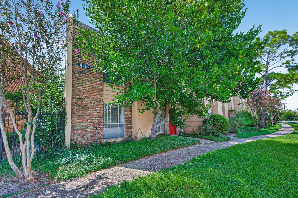 3303 W Greenridge Drive - Photo 3