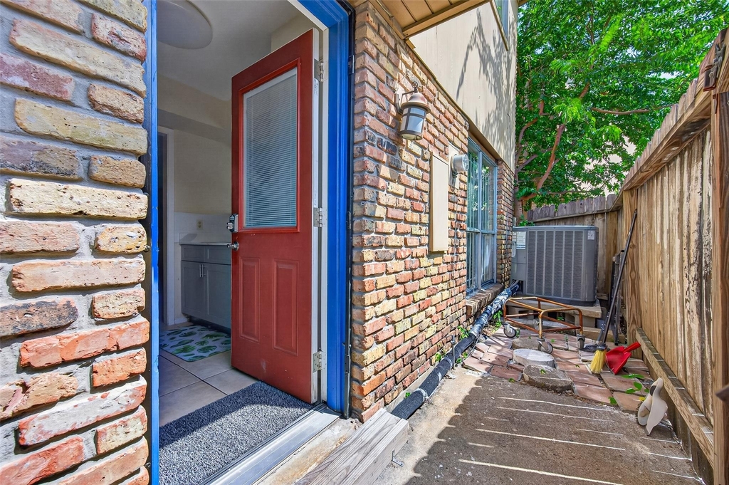 3303 W Greenridge Drive - Photo 6