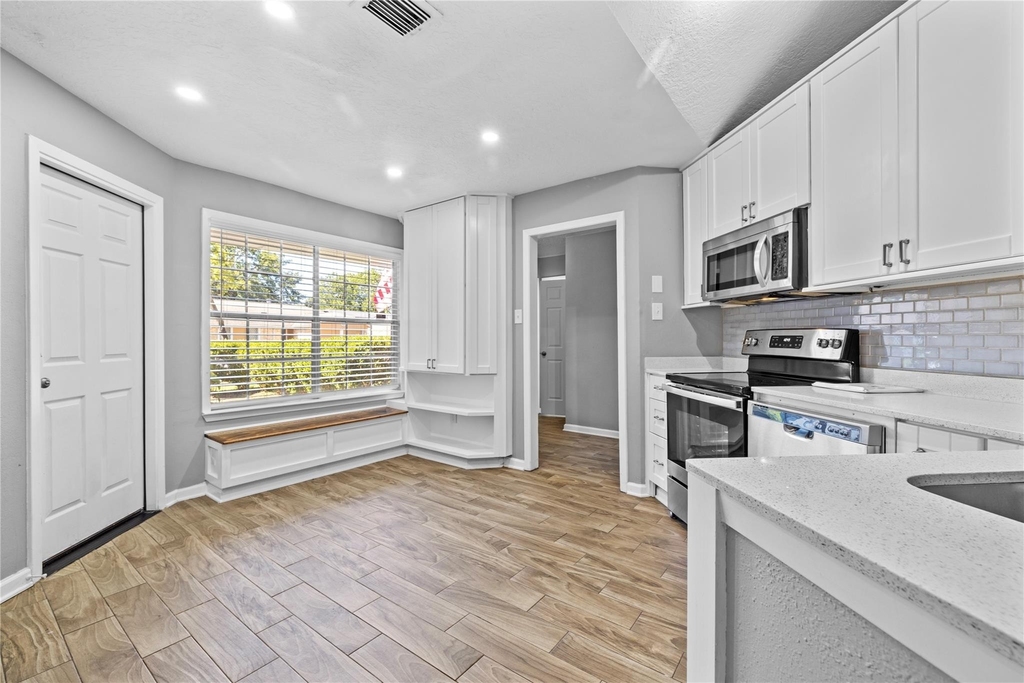 19630 San Gabriel Drive - Photo 11