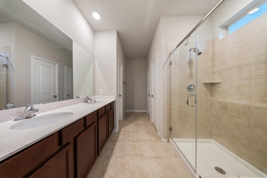 5318 Marisol Cove Drive - Photo 8