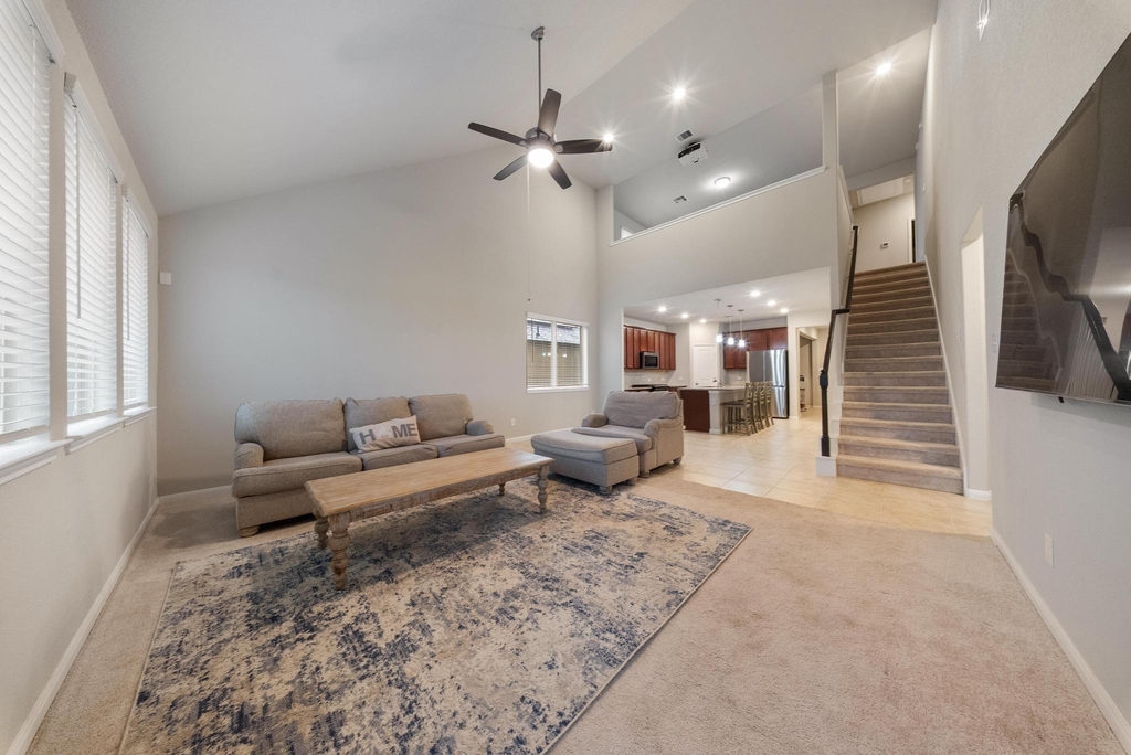 5318 Marisol Cove Drive - Photo 3