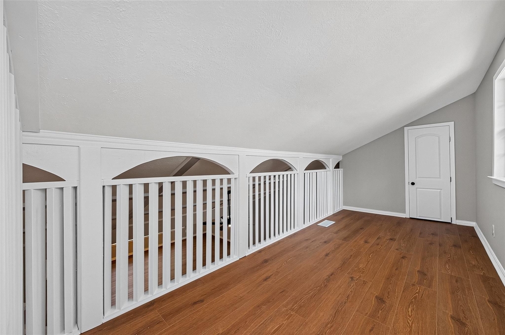 5693 Cessna Drive - Photo 25