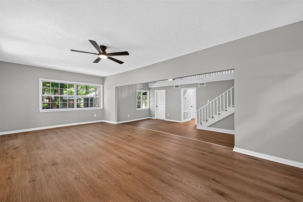 5693 Cessna Drive - Photo 17