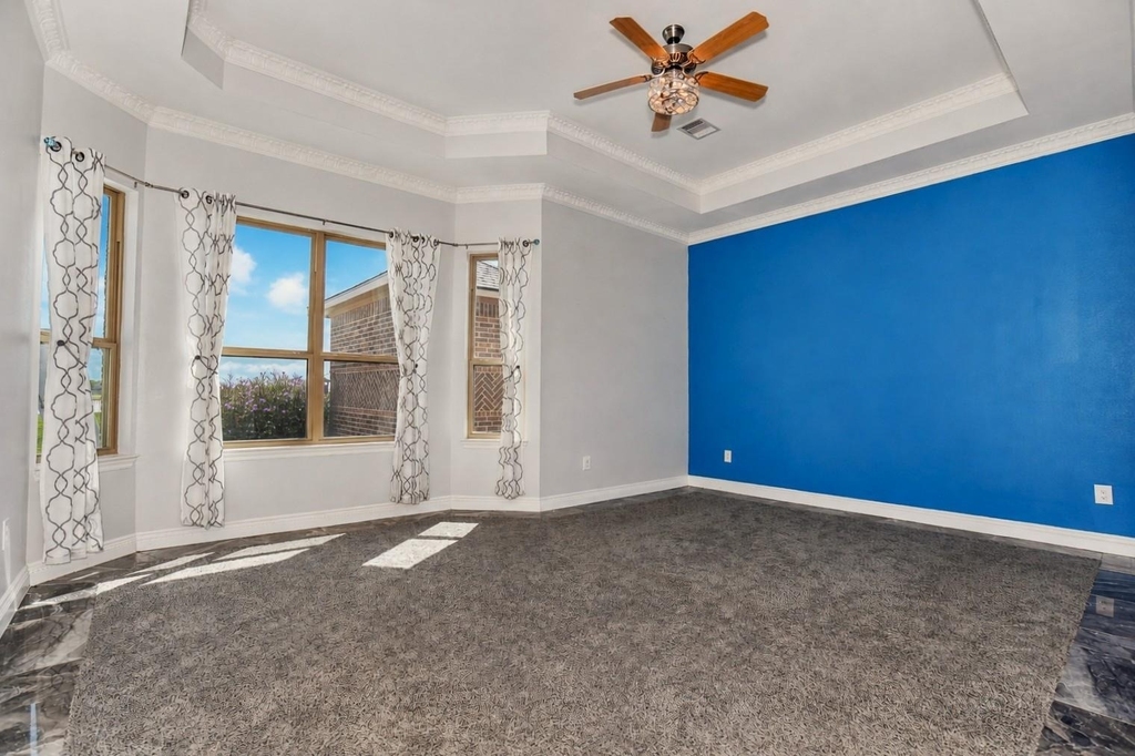 527 Lily Lane - Photo 12