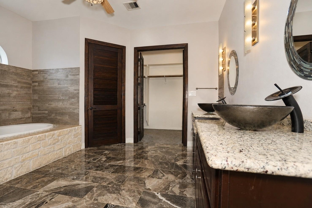 527 Lily Lane - Photo 13