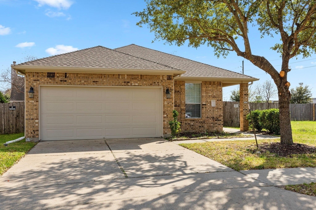 20935 Brodie Lane - Photo 1