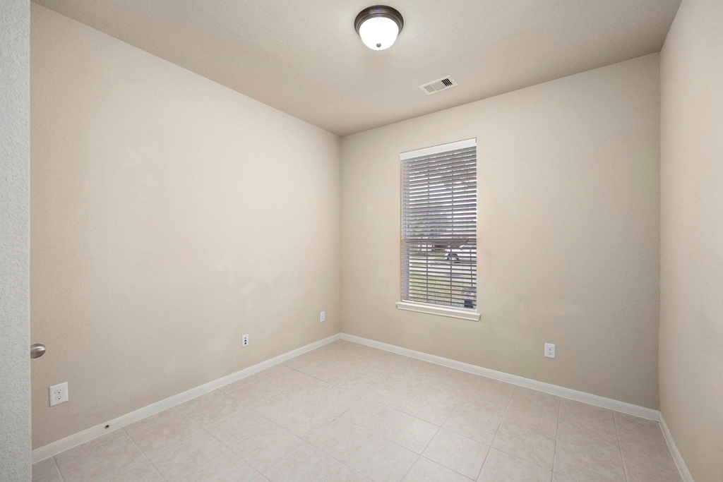 20935 Brodie Lane - Photo 19