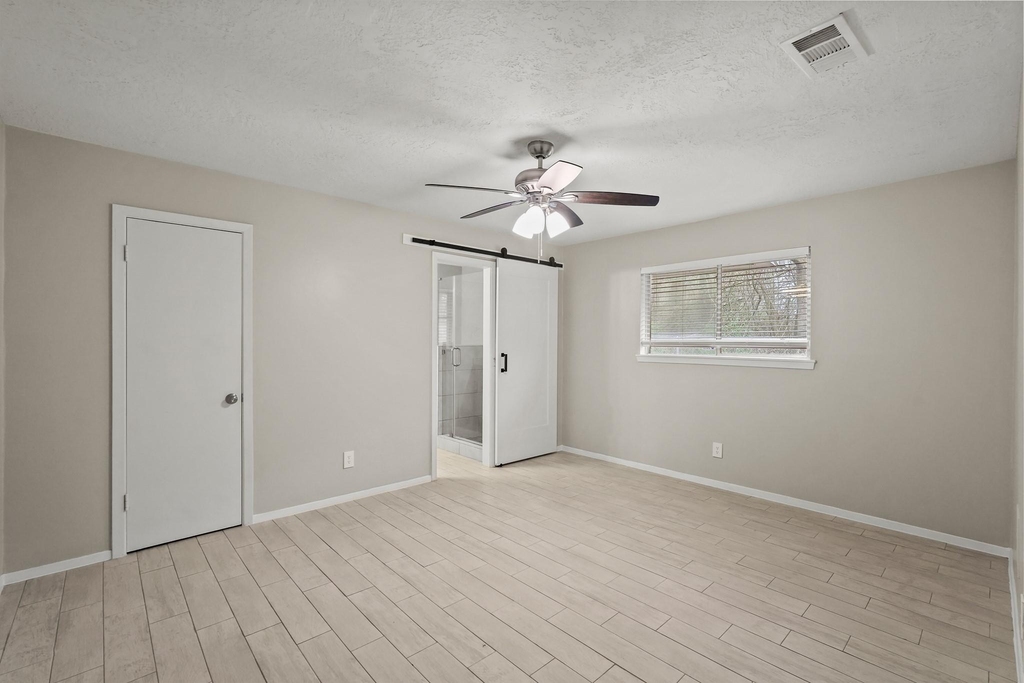 105 Navajo Street - Photo 6