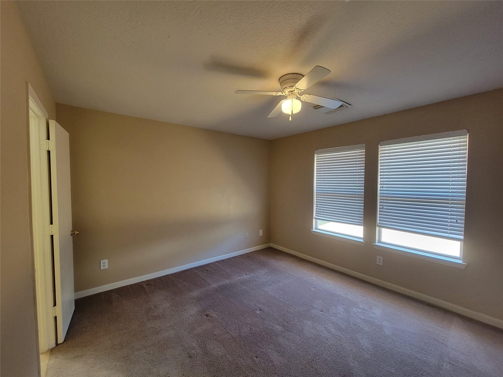6327 Hayman Drive - Photo 11