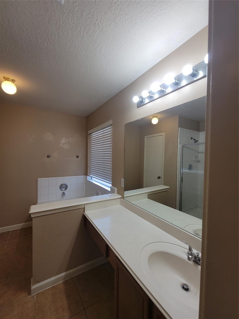 6327 Hayman Drive - Photo 14