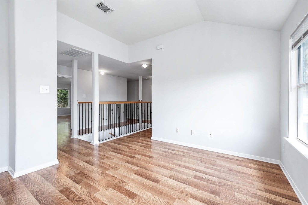 17219 Morning Blossom Place - Photo 19