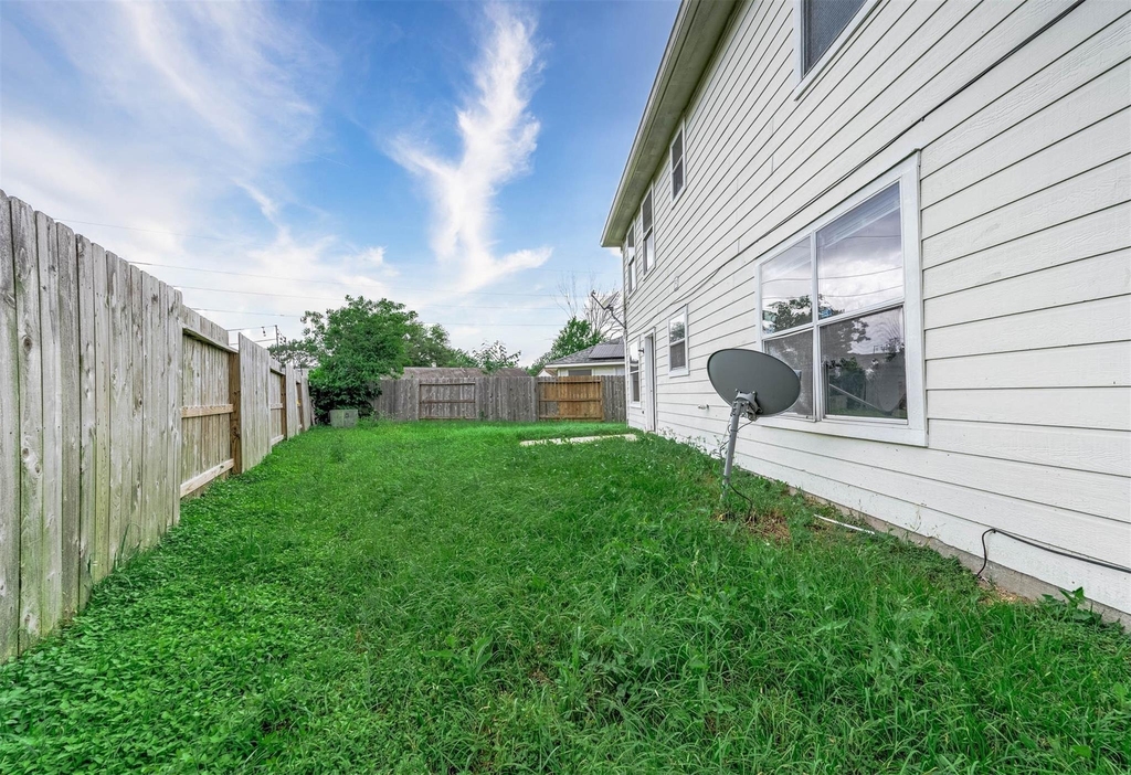 17219 Morning Blossom Place - Photo 34