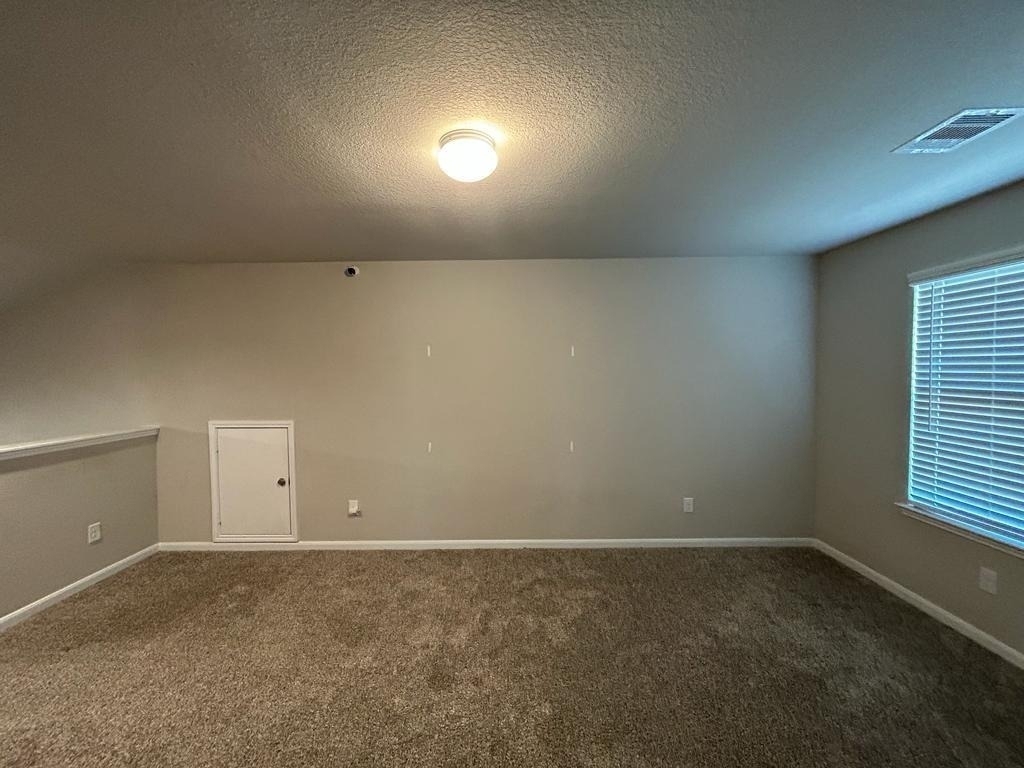 3207 Sumac Drive - Photo 11
