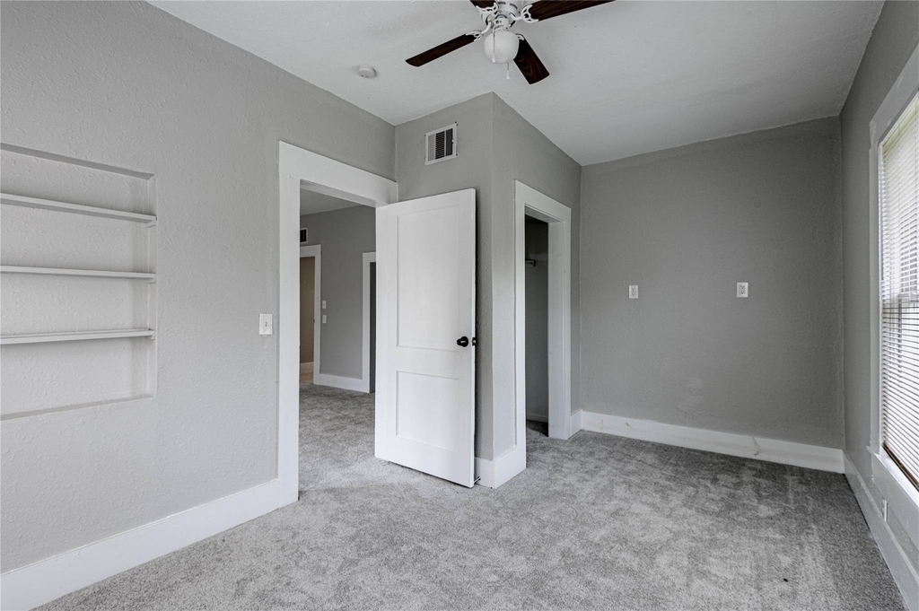 200 W Caroline Street - Photo 21